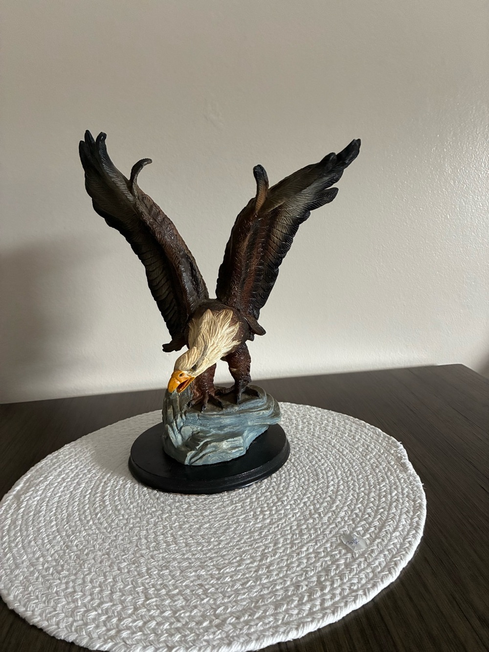 Large Eagle Statue Home Art Sculpture - Brown, White, Gold